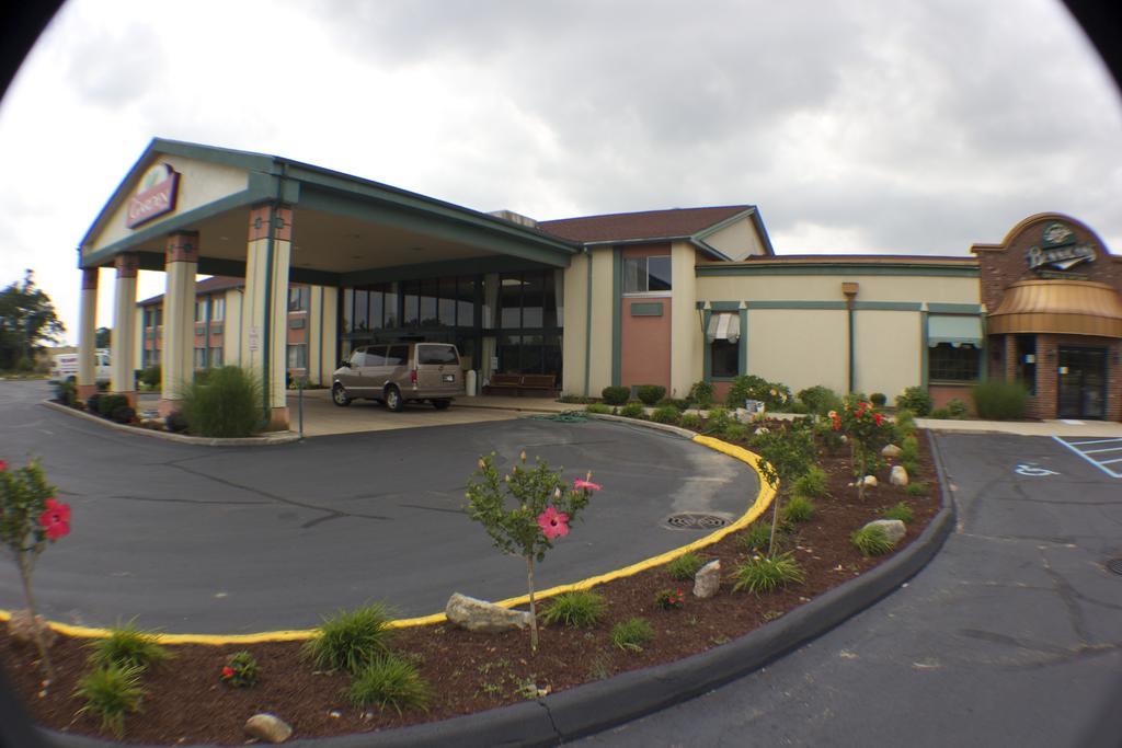 The Garden Inn Элкхарт Экстерьер фото